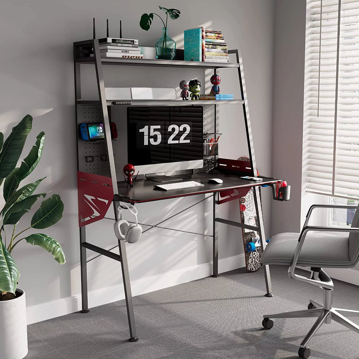 43'' Gaming Desk with Shelves K854