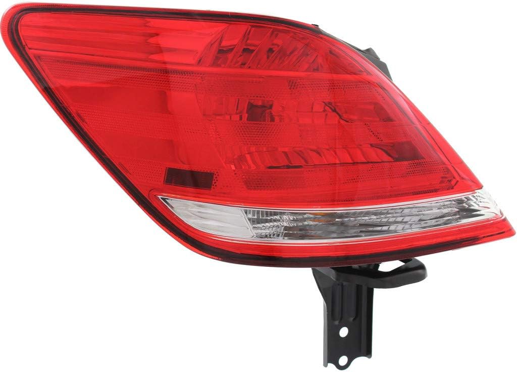2005 2007 Toyota Avalon Tail Light Pair with Bulbs S303919