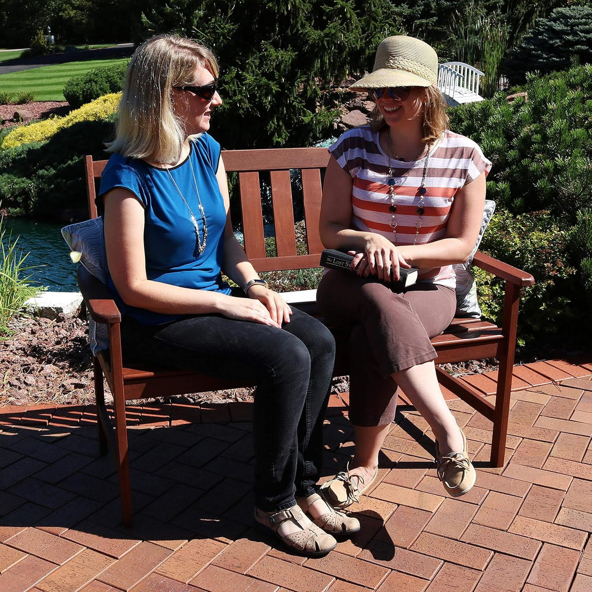 Meranti Wood 2-Seat Outdoor Garden Bench D311796