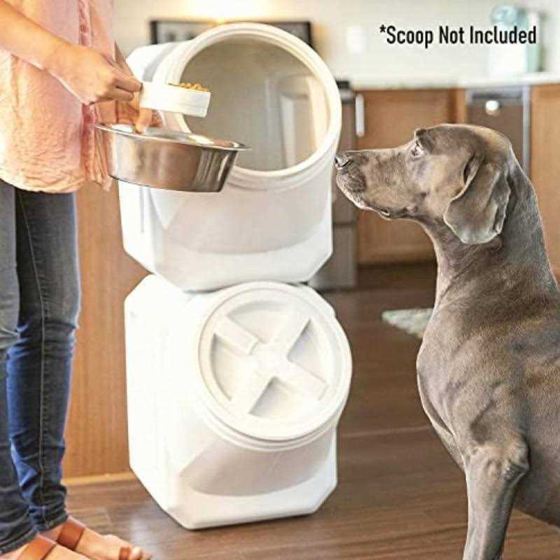 Stackable Pet Food Storage Container M4701