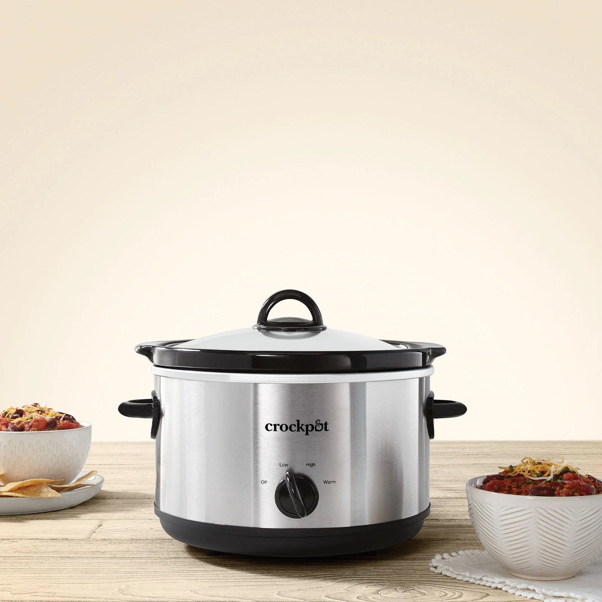 4.5 Quart Manual Slow Cooker Silver E811044