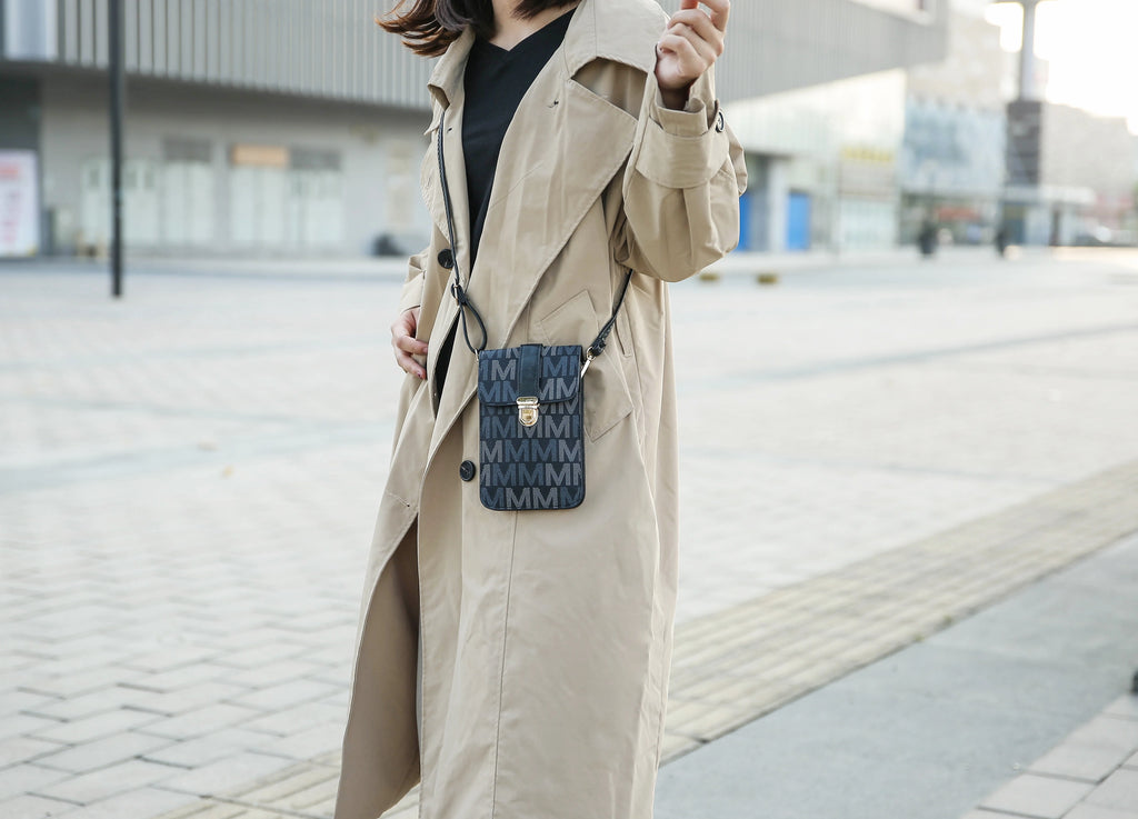 Signature Phone Wallet Crossbody Handbag X1771