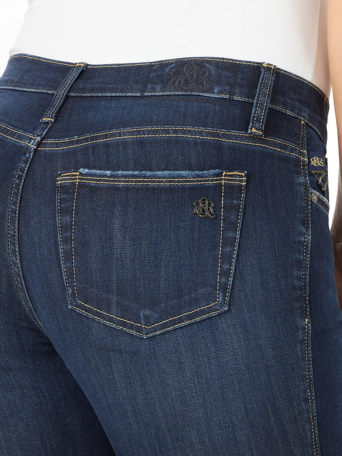 Mid Rise Skinny Jean Y196125
