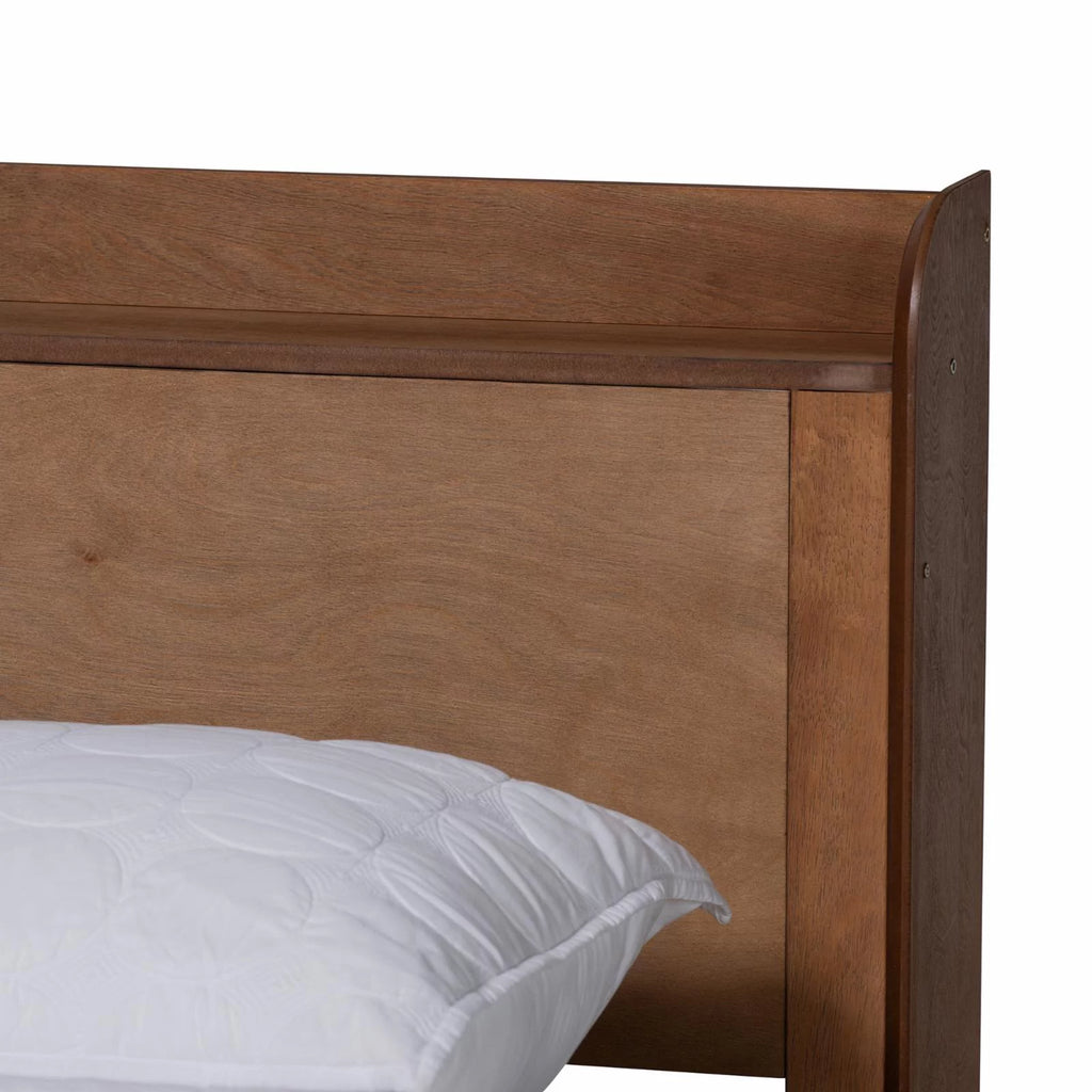 Brown Wood Queen Size Platform Bed with Charging Station Z818486