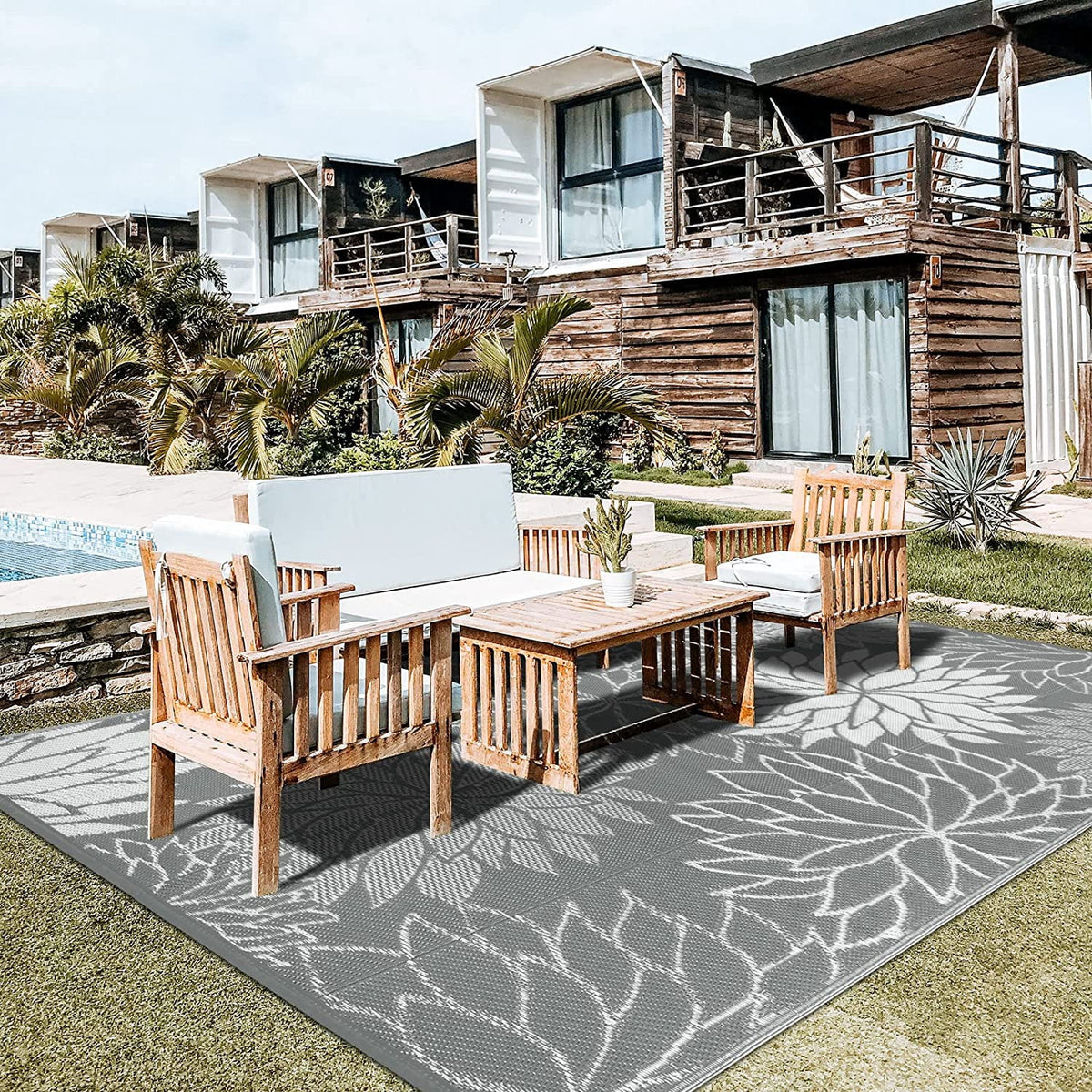 6'x 9' Waterproof Outdoor Patio Rug Y449363