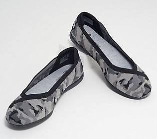 Washable Knit Slip-Ons Size 10 Wide Grey Camo K6010