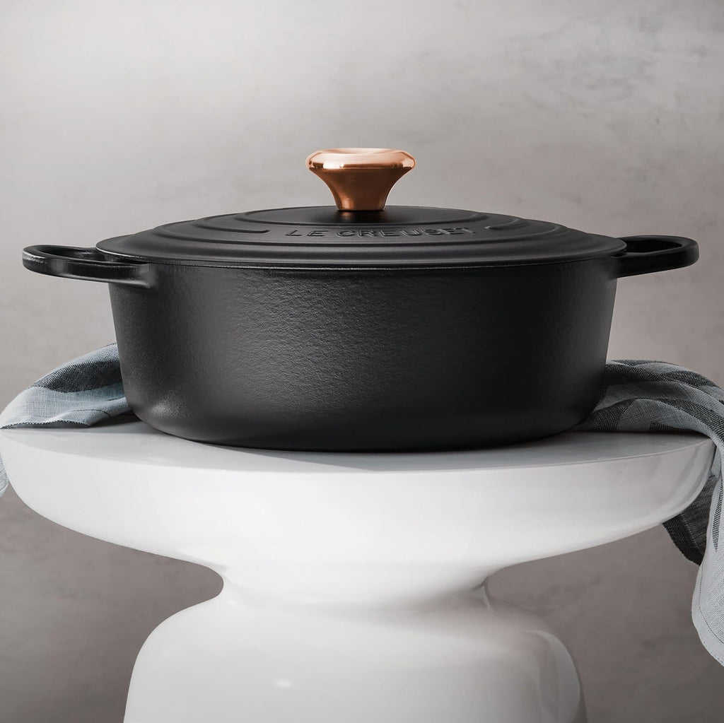 6.75-quart Round Wide Dutch Oven with Copper Knob T5355