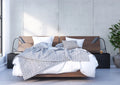 Queen Size Bedroom Set Walnut and Black F950