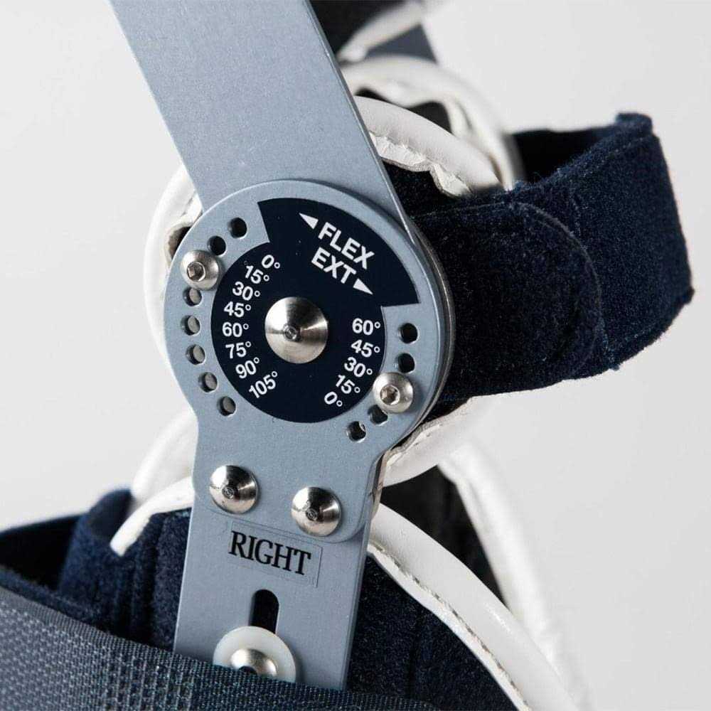 Adjustable Hinged Dog Knee Brace B4600