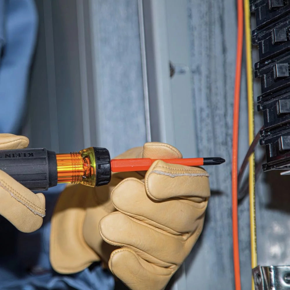 2-in-1 Insulated Screwdriver A53436