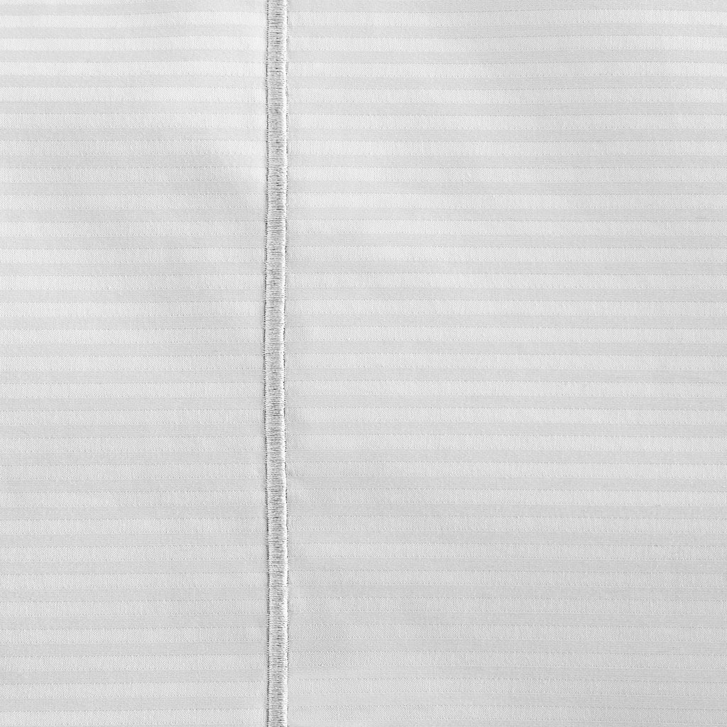 4-Piece 600 Thread Count White Striped Cotton Bed Sheet Set R701