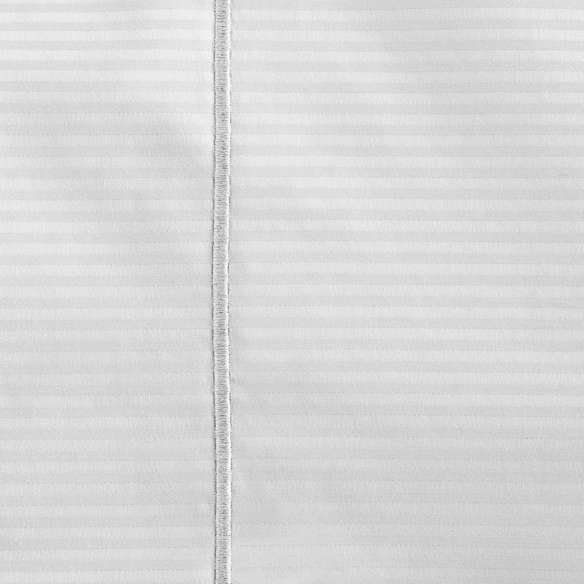 4-Piece 600 Thread Count White Striped Cotton Bed Sheet Set R701