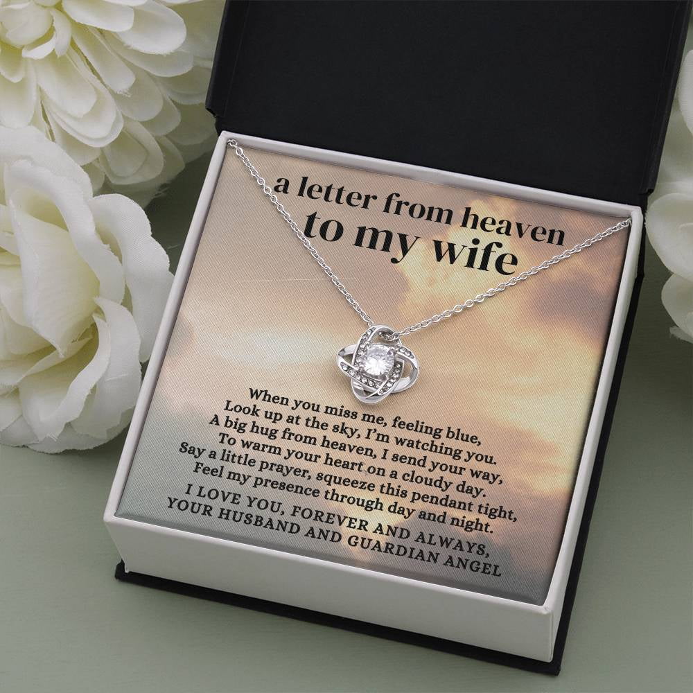 Love Knot Necklace B34606