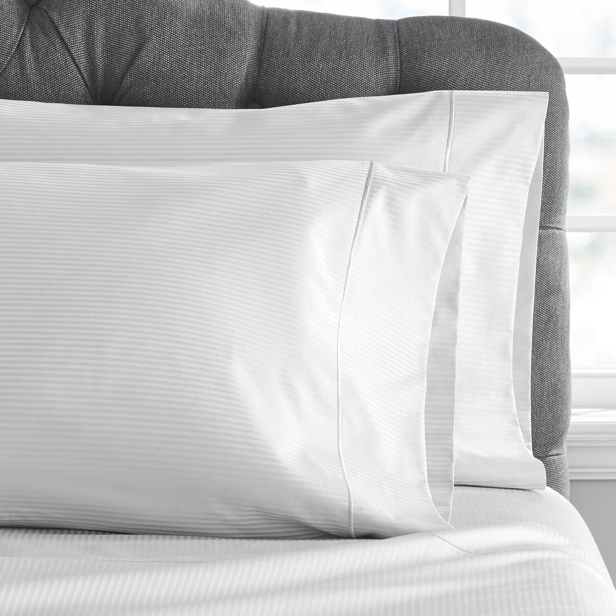 4-Piece 600 Thread Count White Striped Cotton Bed Sheet Set R701